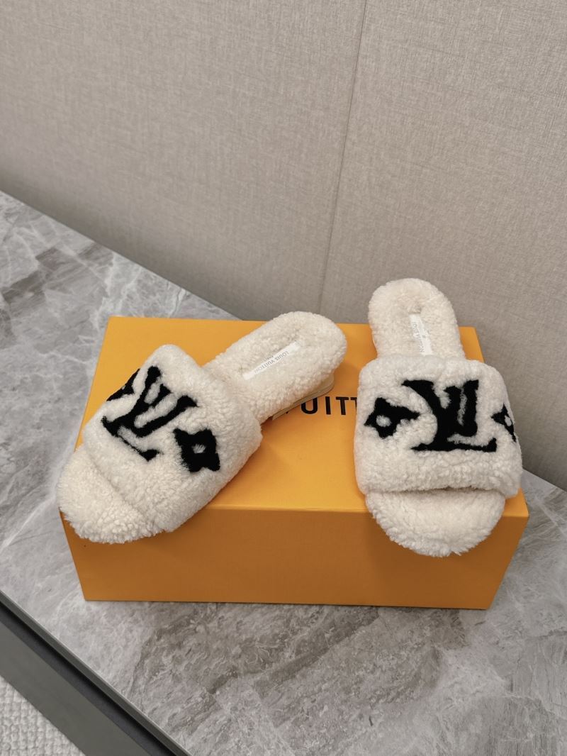 Louis Vuitton Slippers